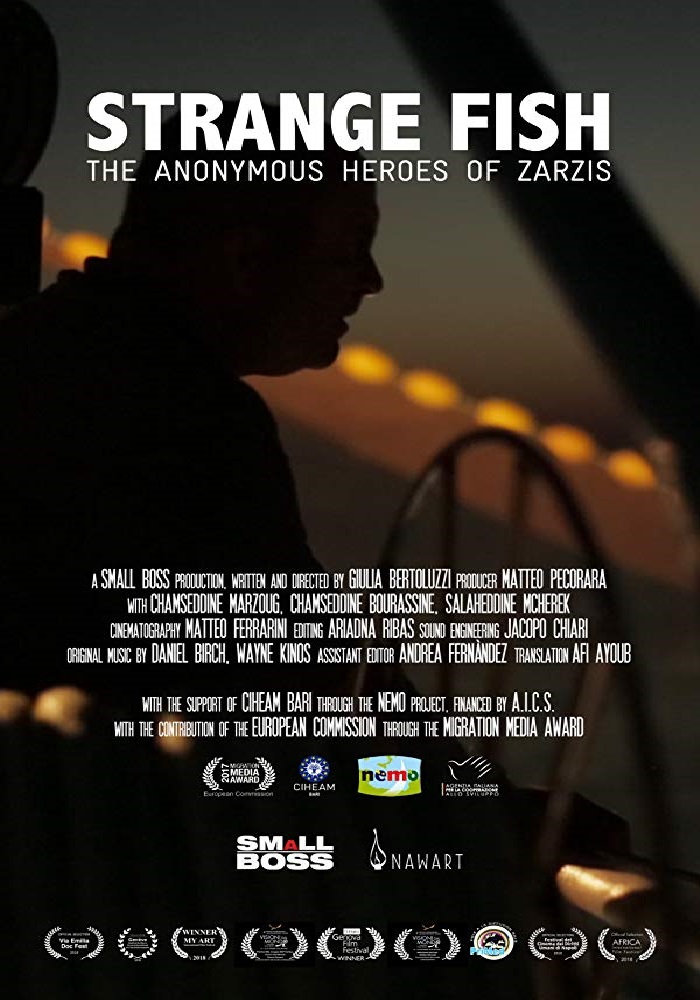 Strange-fish-Affiche